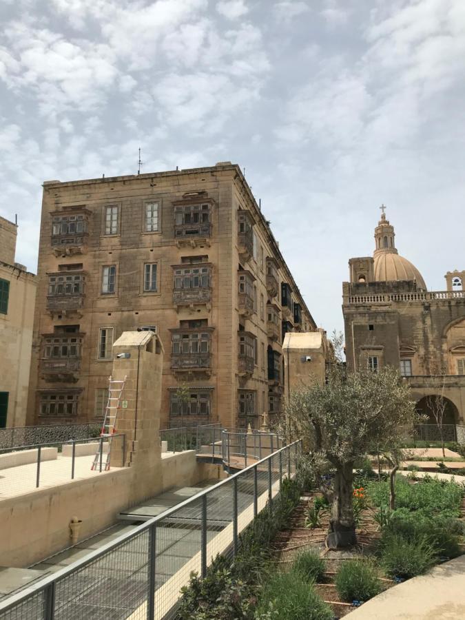 Orangerie lodge Valletta Eksteriør billede